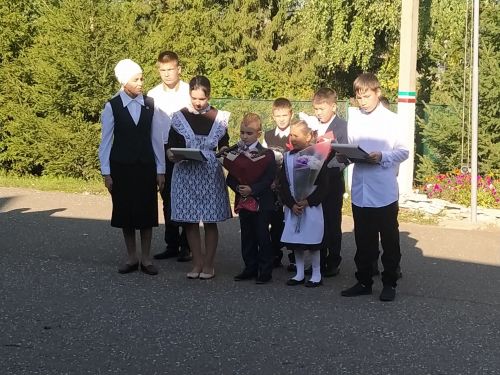 Чын патриотлар булып үсәрсез