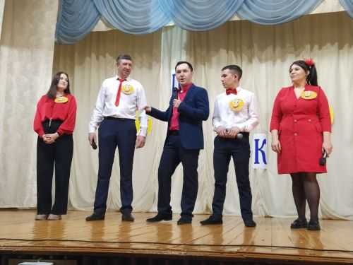 Урта Пошалым сәхнәсендә шаянлыкта һәм тапкырлыкта көч сынаштылар
