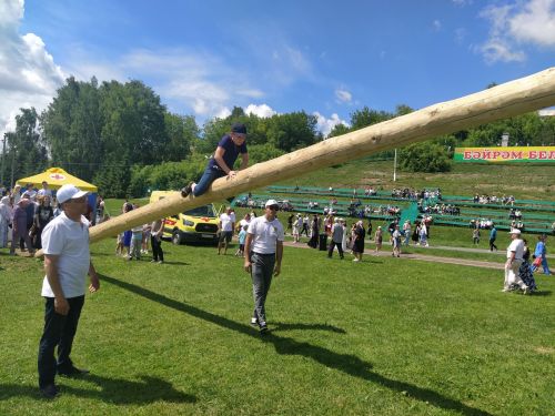 Сабантуй – очрашу, күрешү, аралашу урыны