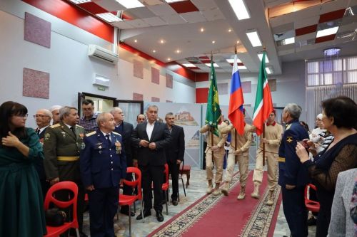 Рания Антонова: “Китмә, китмә”, – дидем. Өч бала белән кала ала иде. «Мин анда булырга тиеш”, – диде (+фотолар)