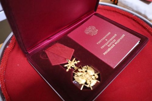 Рания Антонова: “Китмә, китмә”, – дидем. Өч бала белән кала ала иде. «Мин анда булырга тиеш”, – диде (+фотолар)