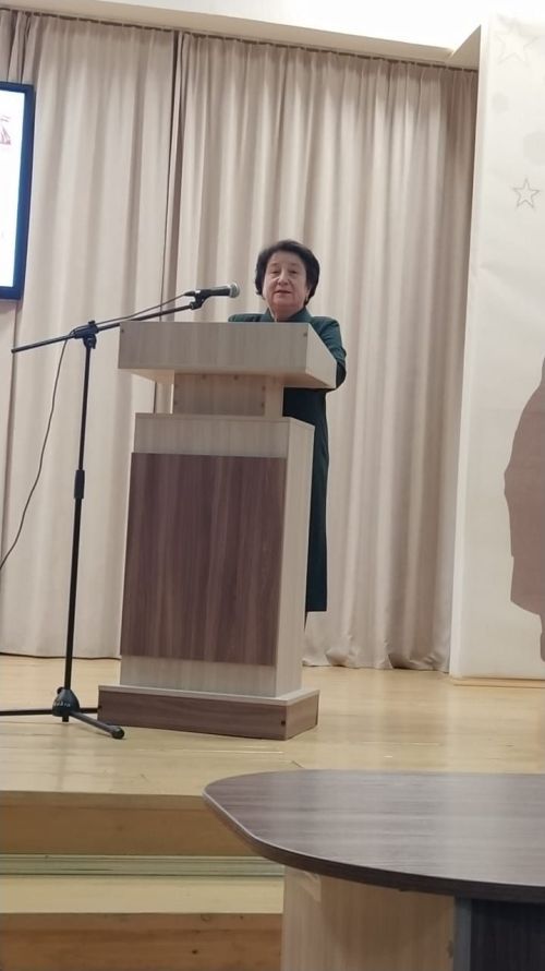 Арчаның В.Ф.Ежков ис. 1нче мәктәбендә әти-әниләр җыелышын үткәрә беләлзр!