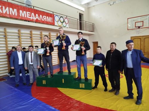 Яңа Кенәрдә мәчет беренчелегенә икенче тапкыр көрәш ярышы узды