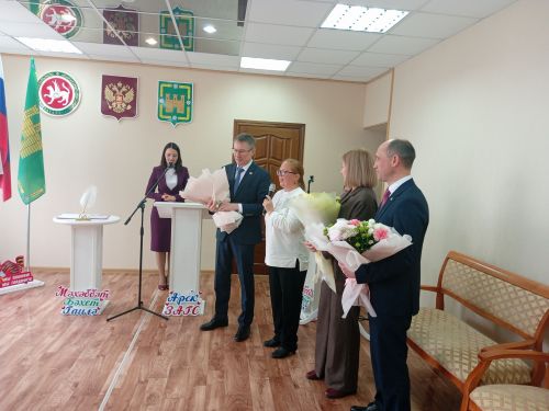 Яшик, бәгырем, яшик гомергә...