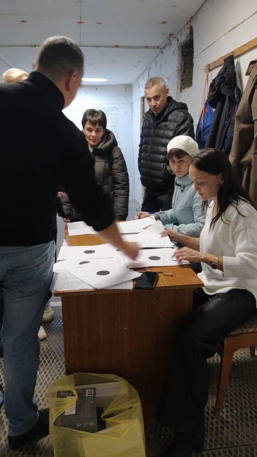Профсоюз әгьзалары очрашып тора