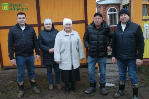 Район башлыгы Түбән Мәтәскәдә киндер эшкәртү цехы төзелешен тикшерде