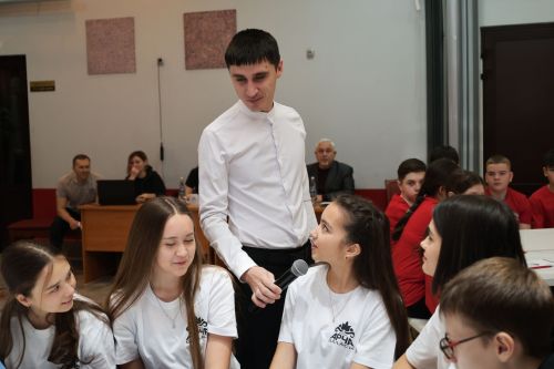 Арчада «Нәрсә? Кайда? Кайчан?» уенына 60 мәктәп укучысы җыелды