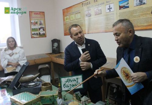 Апаз җирлегендә башкарылган эшләр белән таныштылар