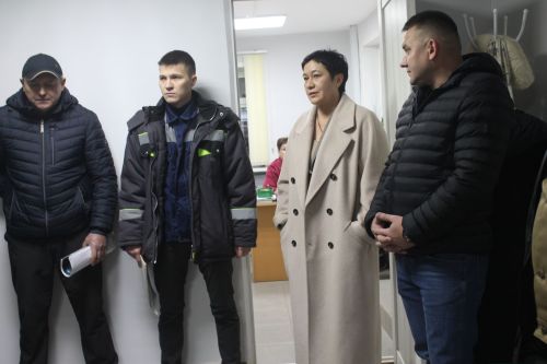Осталыкка сынау: Арчада иң оста эретеп ябыштыручы билгеләделәр