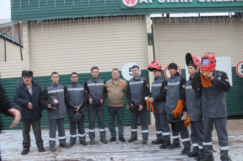 Осталыкка сынау: Арчада иң оста эретеп ябыштыручы билгеләделәр