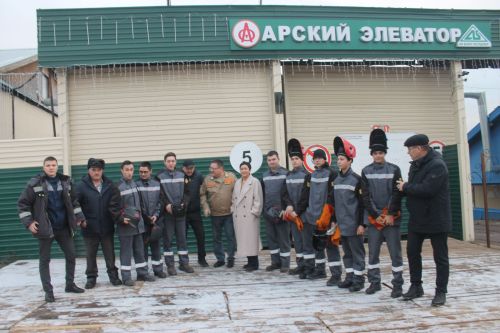 Осталыкка сынау: Арчада иң оста эретеп ябыштыручы билгеләделәр