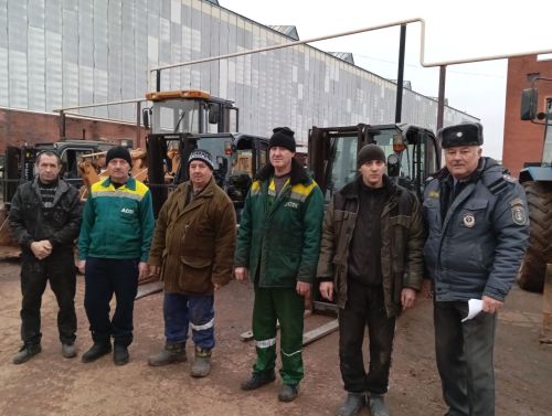 В Арском районе продолжается технический осмотр самоходной техники