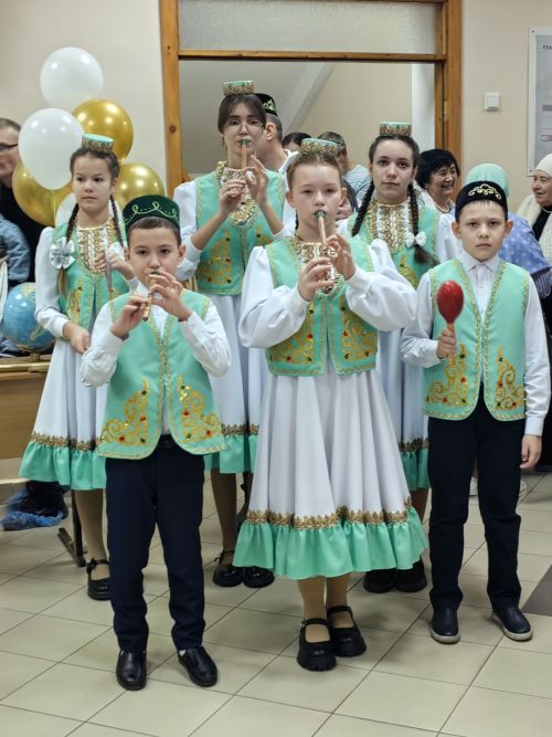 “50, 100 еллыкларны да каршы алырга язсын!”: Наласа урта мәктәбе 45 еллык юбилеен билгеләп үтте