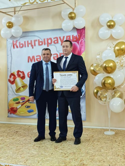“50, 100 еллыкларны да каршы алырга язсын!”: Наласа урта мәктәбе 45 еллык юбилеен билгеләп үтте