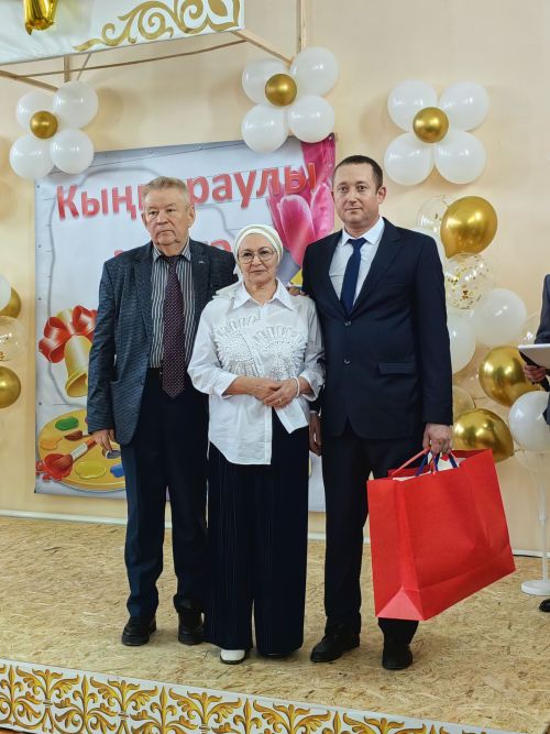 “50, 100 еллыкларны да каршы алырга язсын!”: Наласа урта мәктәбе 45 еллык юбилеен билгеләп үтте
