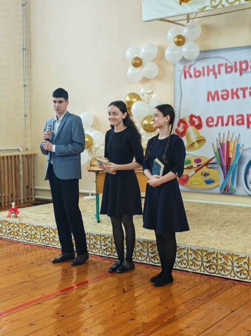 “50, 100 еллыкларны да каршы алырга язсын!”: Наласа урта мәктәбе 45 еллык юбилеен билгеләп үтте