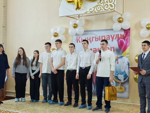 “50, 100 еллыкларны да каршы алырга язсын!”: Наласа урта мәктәбе 45 еллык юбилеен билгеләп үтте