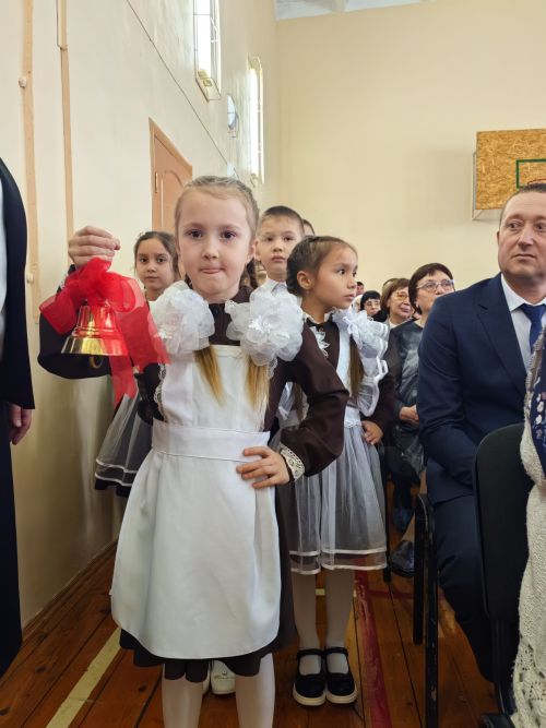 “50, 100 еллыкларны да каршы алырга язсын!”: Наласа урта мәктәбе 45 еллык юбилеен билгеләп үтте