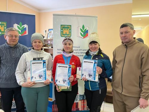 Иске Кырлай мәктәбе беренчелекне бирмәде