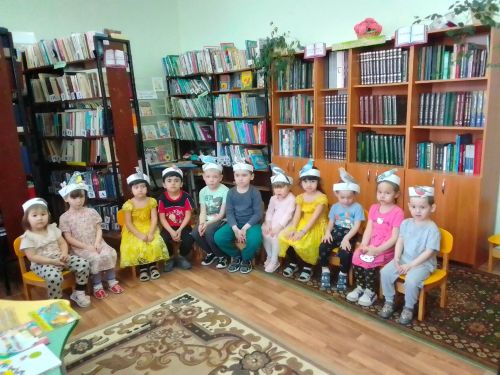 Арча районында балалар бакчаларына йөрүче балалар сыерчык оялары ясап элделәр