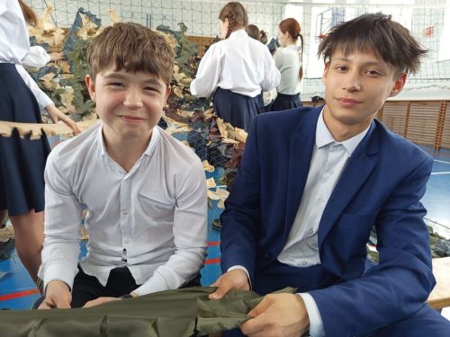 Район мәктәпләре, балалар бакчалары коллективлары 1,3 миллионнан артык сумлык гуманитар ярдәм җыйды