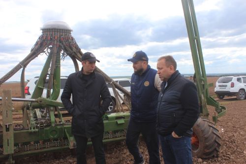 Кыр батырларына бүләкләр