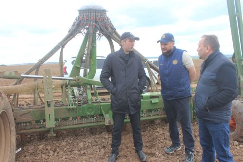 Кыр батырларына бүләкләр