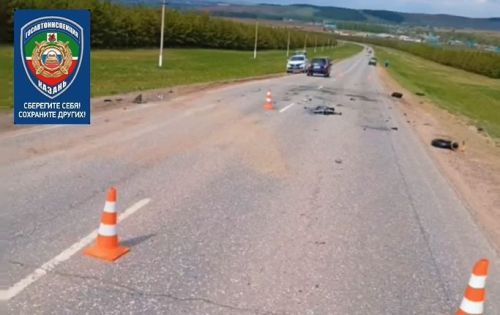 Татарстанда мотоцикл йөртүчесе җиңел машинага бәрелгән һәм һәлак булган