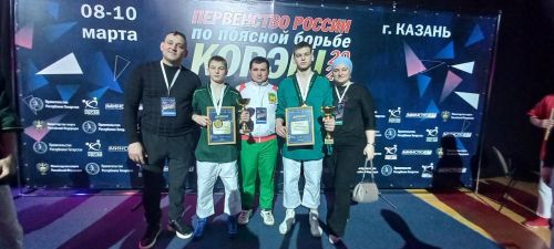 Искәндәровлар бүләге кемгә эләкте?