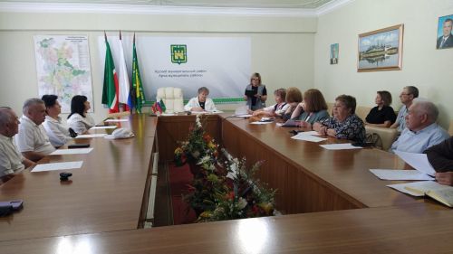 Утырышта җитди мәсьәләләр каралды
