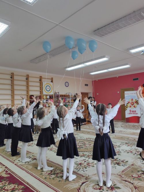 “Хәтер яши”: Арчаның тугызынчы балалар бакчасында Бөек Җиңүнең 80 еллыгына багышланган митинг үтте