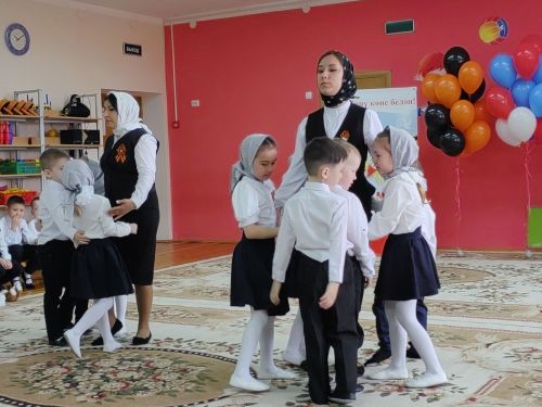 “Хәтер яши”: Арчаның тугызынчы балалар бакчасында Бөек Җиңүнең 80 еллыгына багышланган митинг үтте