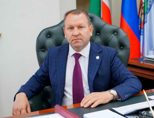 Арча муниципаль районы башкарма комитеты җитәкчесе Алмаз Хисаметдиновның бәйрәм котлавы