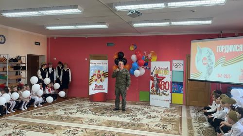 “Хәтер яши”: Арчаның тугызынчы балалар бакчасында Бөек Җиңүнең 80 еллыгына багышланган митинг үтте