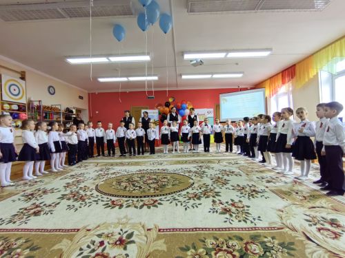 “Хәтер яши”: Арчаның тугызынчы балалар бакчасында Бөек Җиңүнең 80 еллыгына багышланган митинг үтте