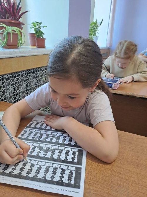 Арча Укучылар сараенда мәктәпкәчә яшьтәге балалар менталь арифметика буенча белемнәрен сынады