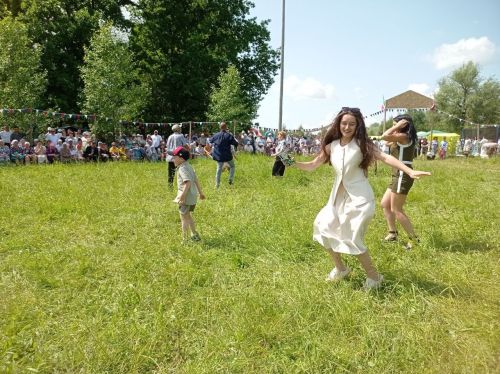 Яңа Кенәр авылында өч көрәшче тәкә алды