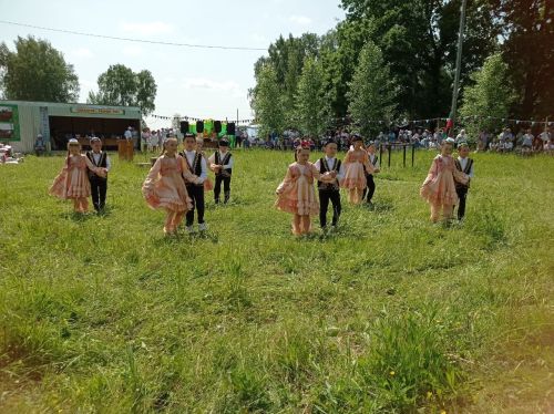 Яңа Кенәр авылында өч көрәшче тәкә алды