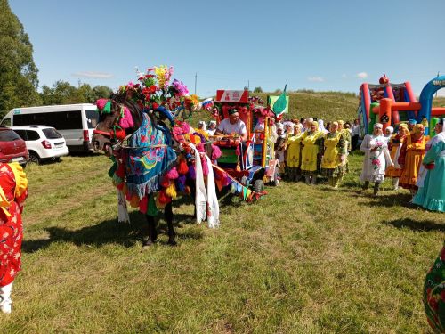 «Сөлгеле капка»
