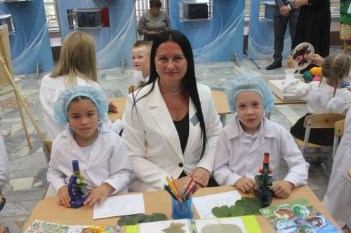 Алар иң зур хөрмәткә лаек: Арчада мәгариф хезмәткәрләренең август конференциясе узды