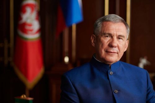 Рөстәм Миңнеханов: «Татарстан сайлаучылары, һәрвакыттагыча, югары активлык күрсәтерләр һәм үзләренең гражданлык позициясен белдерерләр дип ышанам»