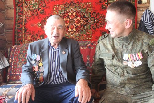 Динар Абдуллин: «Максатым - бүгенге үсеш курсына ярдәм итү»