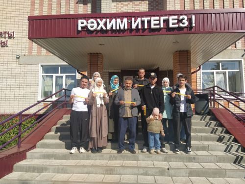 Яңа Кенәрдән күп балалы Галиевлар сайлауларга гаилә белән килде