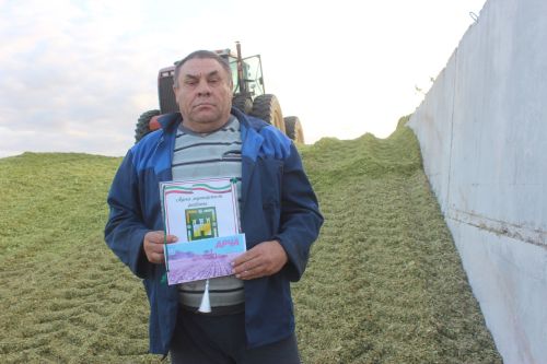 Арчада алдынгы механизаторларны бүләкләделәр