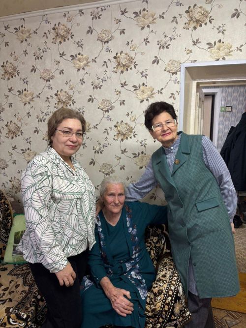 Гомере буе балалар укыта