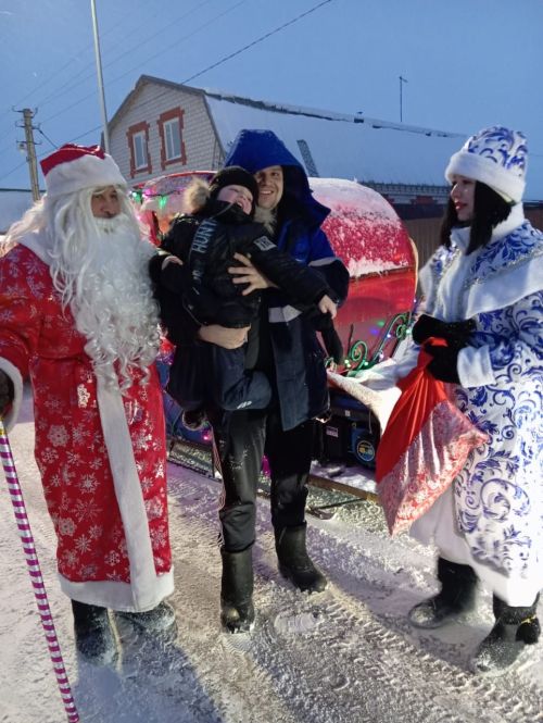 Урта Сәрдәгә Кыш бабай килгән