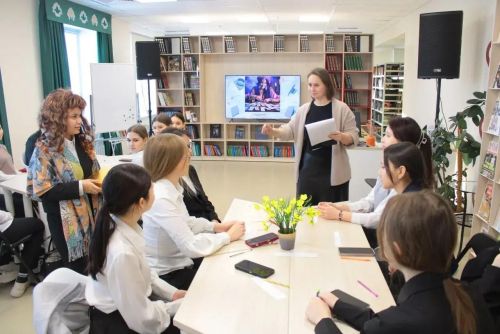 Арча китапханәсендә студентлар көнен билгеләп үттеләр