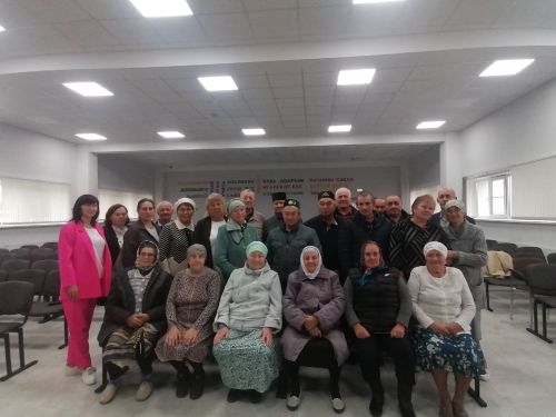 Әлмәт театры артистлары Лесхозга килде