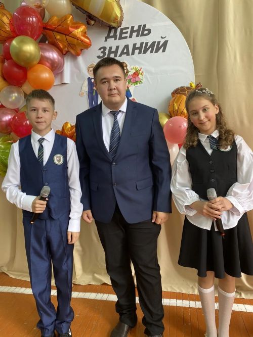 Ришад Сәйфетдинов: “Укытучы эшенең уңай яклары күбрәк”