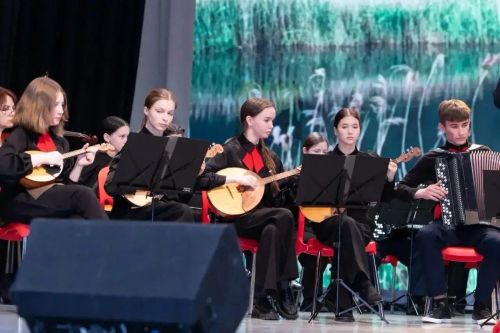 Район мәдәният йортында халык уен кораллары оркестрының иҗат кичәсе узды